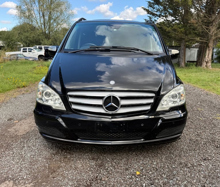 FRESH IMPORT 2011 MERCEDES-BENZ V350 AMBIENTE VIANO LONG WHEEL BASE 3.5 V6 AUTO