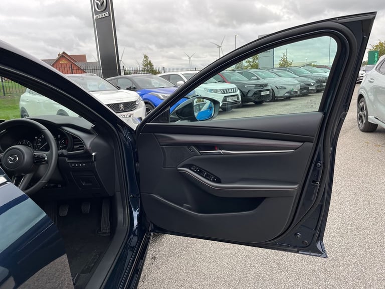 2025 Mazda Mazda3 2.0 e-Skyactiv X MHEV [186] Homura 5dr [Sunroof] Hatchback Manual