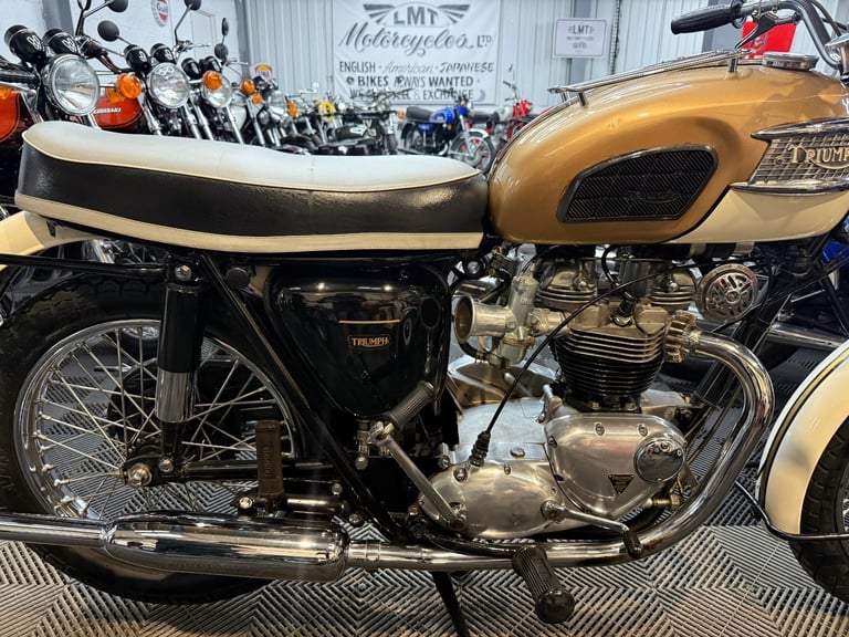 1964 Triumph T120 Bonneville 649cc, lovely useable classic, px welcome 