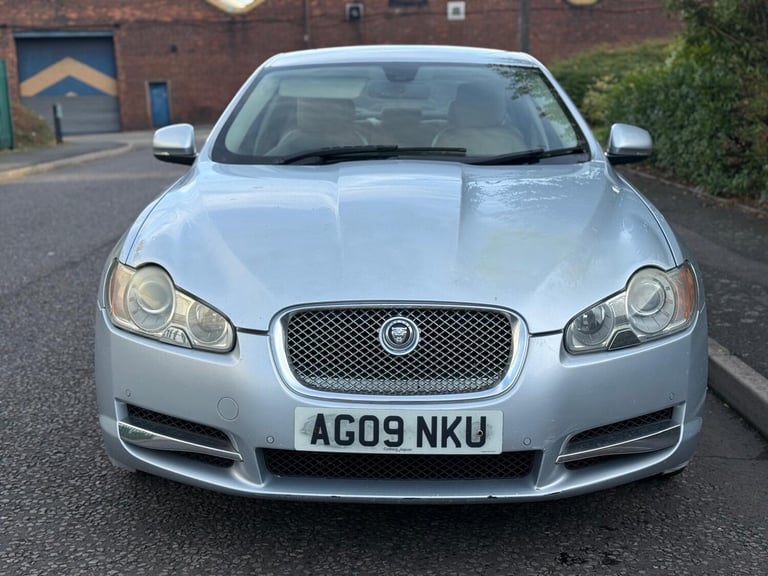 2009 Jaguar XF 3.0d V6 Premium Luxury 4dr Auto SALOON DIESEL Automatic