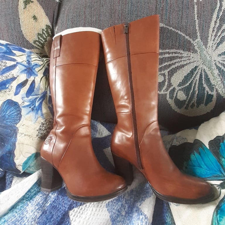 Ladies Marco Tozzi boots, size 3/36, barely worn