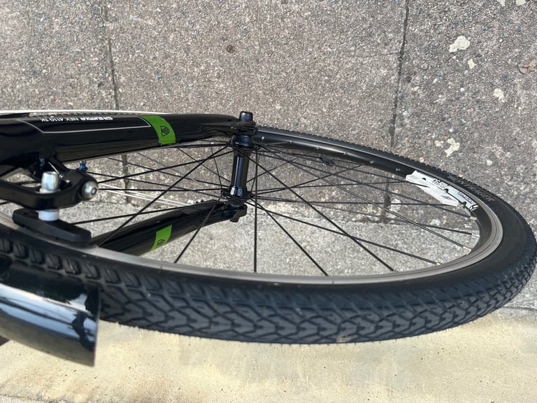 TREK 7100 Step-Through Super Lightweight Ladies bike