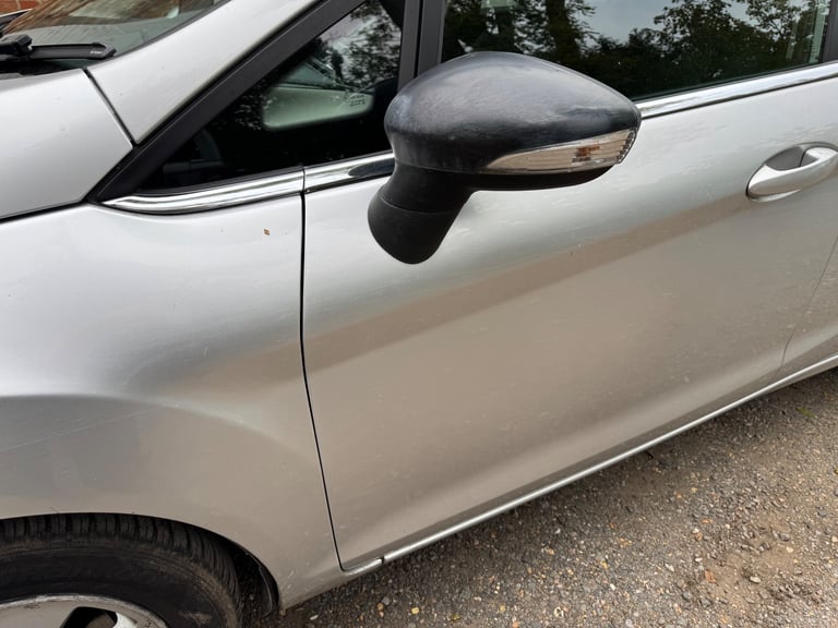 Ford, FIESTA, Hatchback, 2011, Manual, 1560 (cc), 5 doors