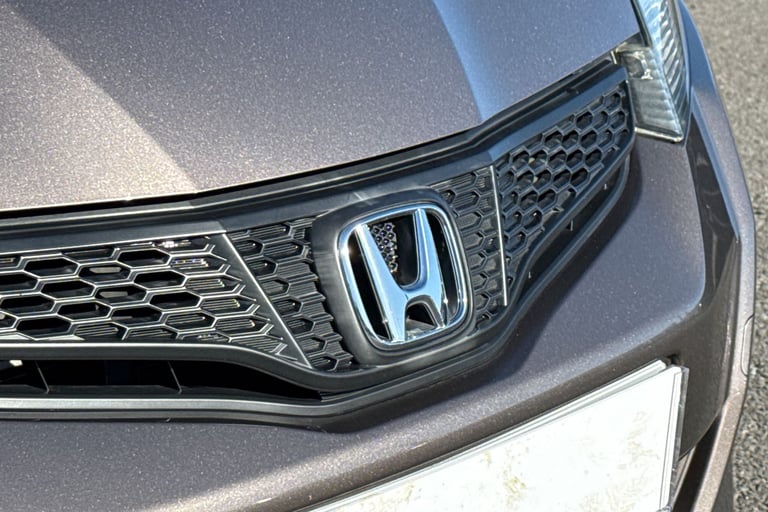 2015 Honda Jazz 1.4 i-VTEC ES Plus 5dr CVT Hatchback PETROL Automatic