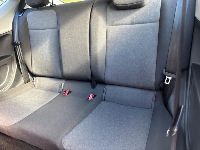 VOLKSWAGEN UP 1.0 Move up! 2014