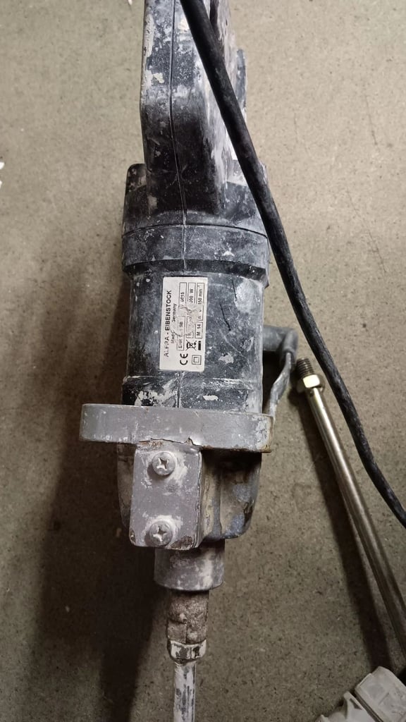 110v hand help mixer