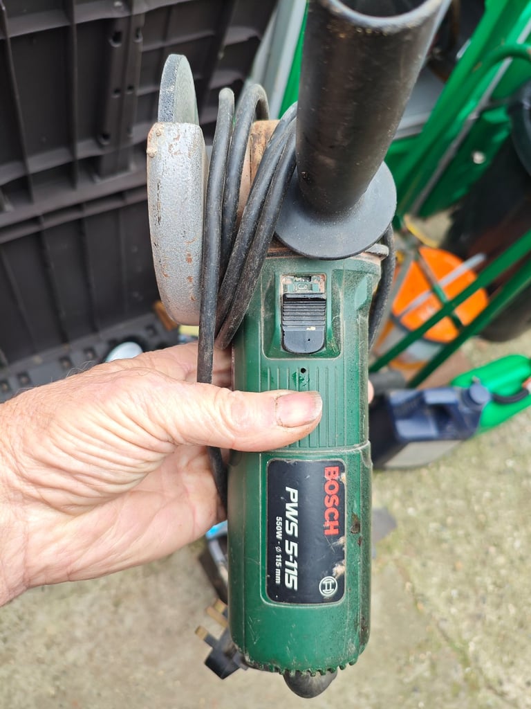 image for Angle grinder bosch