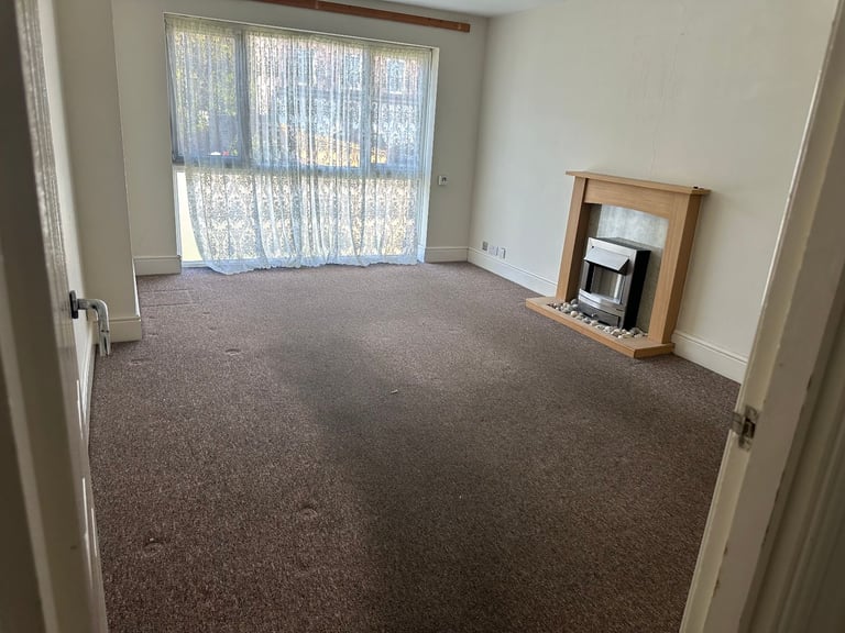 ONE BEDROOM FLAT FIRST FLOOR IN SUDBURY TOWN FOR RENT