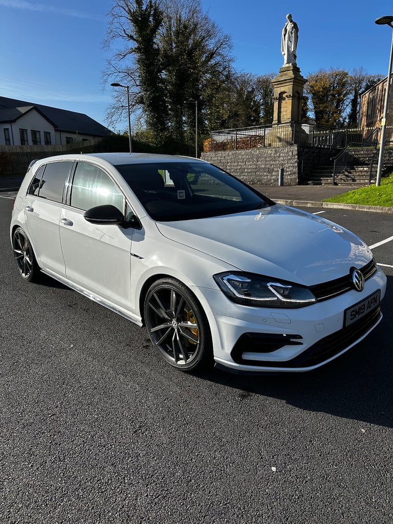 2019 Volkswagen Golf R