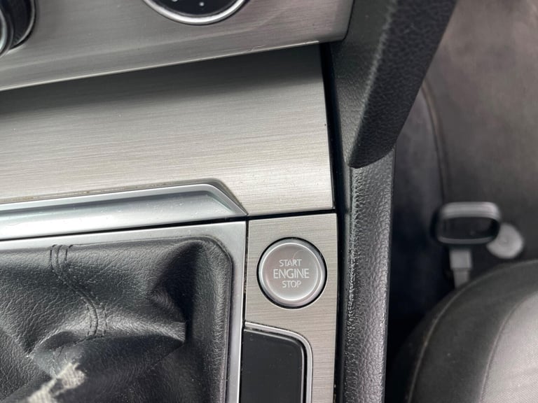 2015 Volkswagen Passat 1.6 TDI BlueMotion Tech S Euro 6 (s/s) 4dr SALOON Diesel Manual