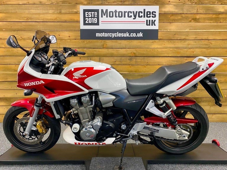 Superb 2007 Honda CB1300S, Only 13,019 FSHOM, 3 owners from New, Stunning! 