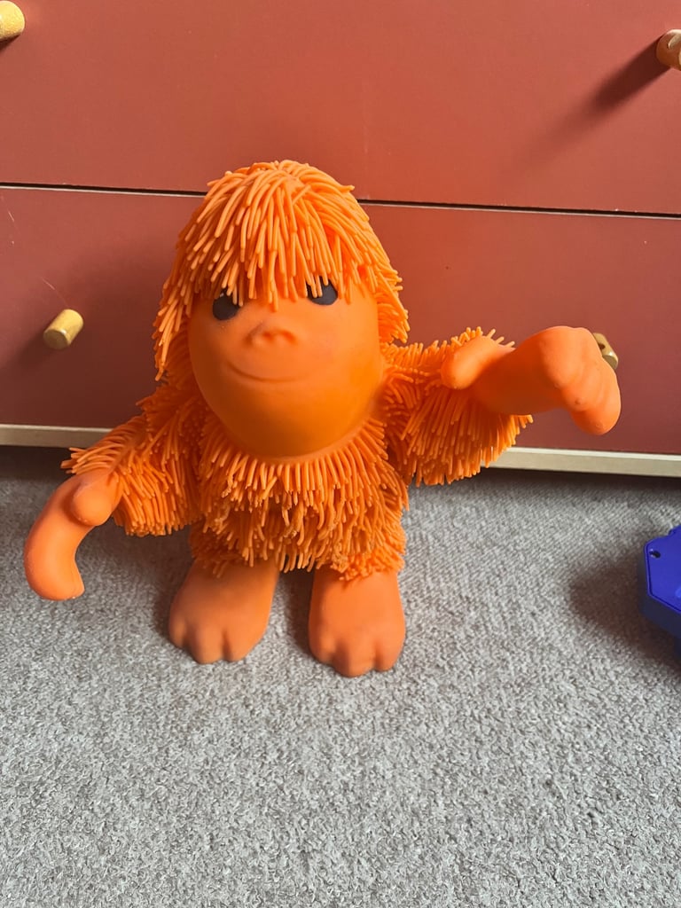 image for Jiggly pets tan tan 