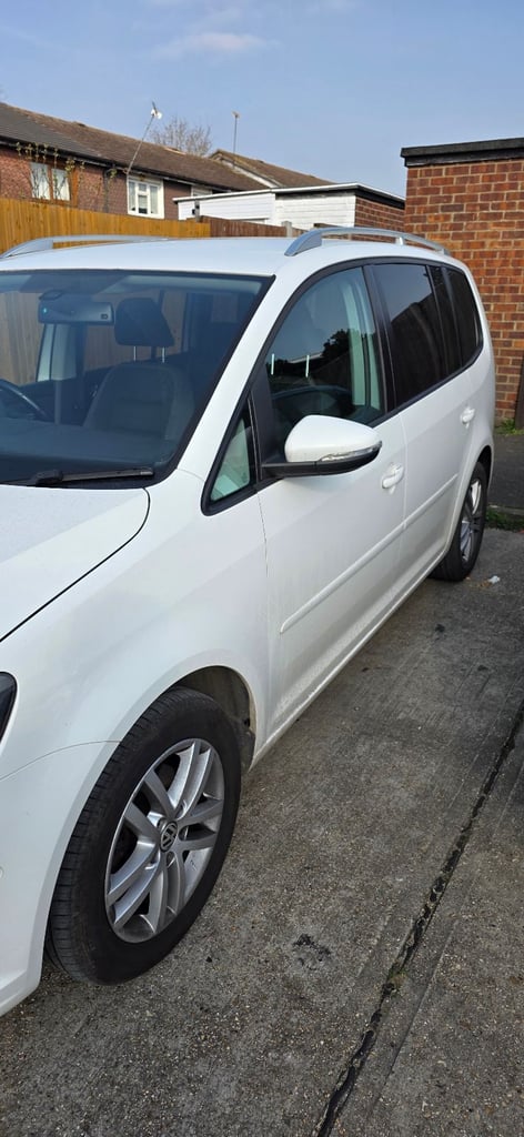Volkswagen, TOURAN, MPV, 2012, Manual, 1598 (cc), 5 doors