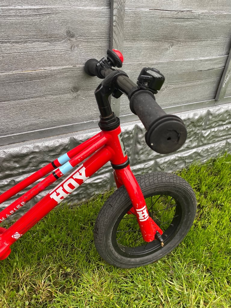 Kids/boys  balance bike/ Hoy Napier 12”