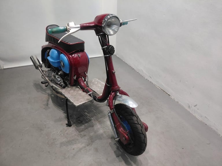 Lambretta Li125 Series 3 STAFFORD MOTORCYCLES LIMITED