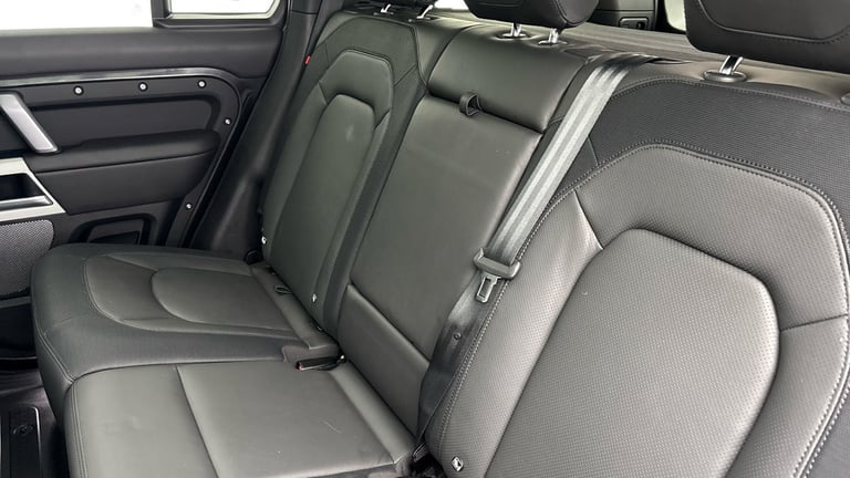 2024 Land Rover Defender 110 3.0 D250 MHEV X-Dynamic HSE SUV 5dr Diesel Auto 4WD Euro 6 (s/s) (25...