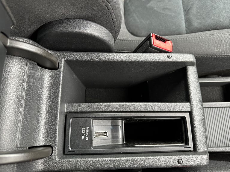 2013 Volkswagen Tiguan 2.0 TDI BlueMotion Tech Match DSG 4WD Euro 5 (s/s) 5dr ESTATE Diesel Autom...