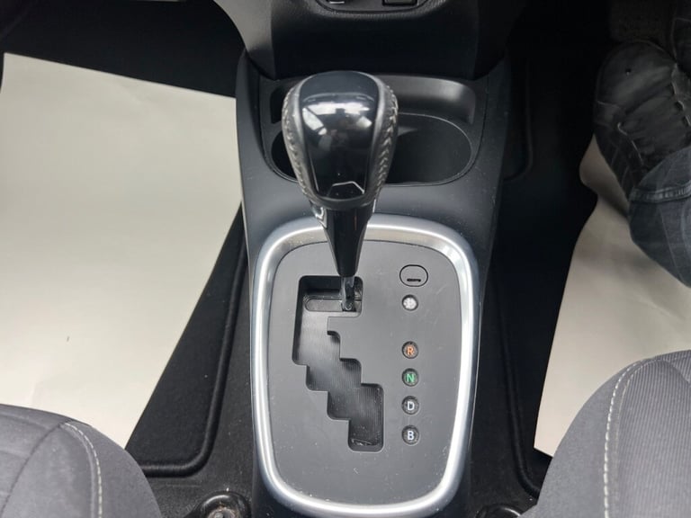  Toyota Yaris 1.5 Hybrid Icon 5dr CVT - FTSH - REAR CAMERA -  AIR CON Petrol/Ele