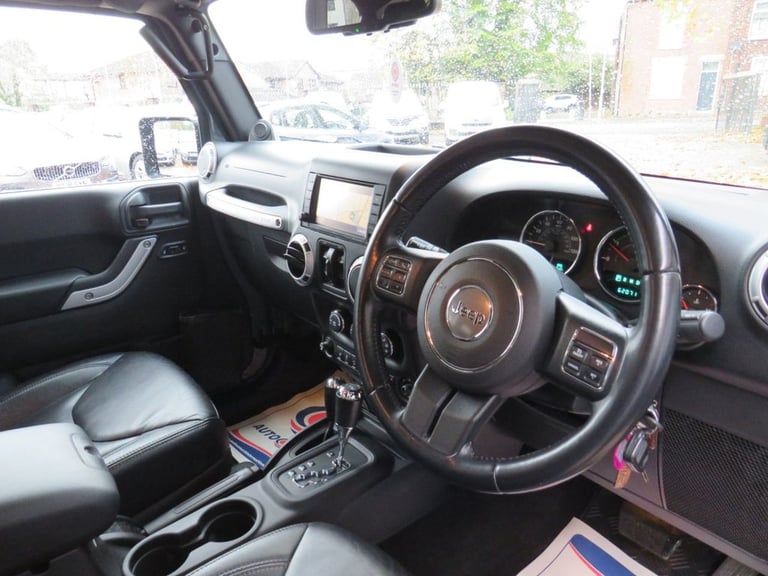 2014 Jeep Wrangler 2.8 CRD Overland 4dr Auto CONVERTIBLE DIESEL Automatic