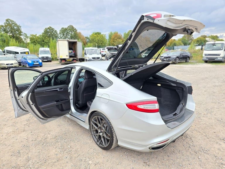 2018 Ford Mondeo 2.0T EcoBoost ST-Line Edition Hatchback 5dr Petrol Auto Euro 6 (s/s) (240 p Hatc...