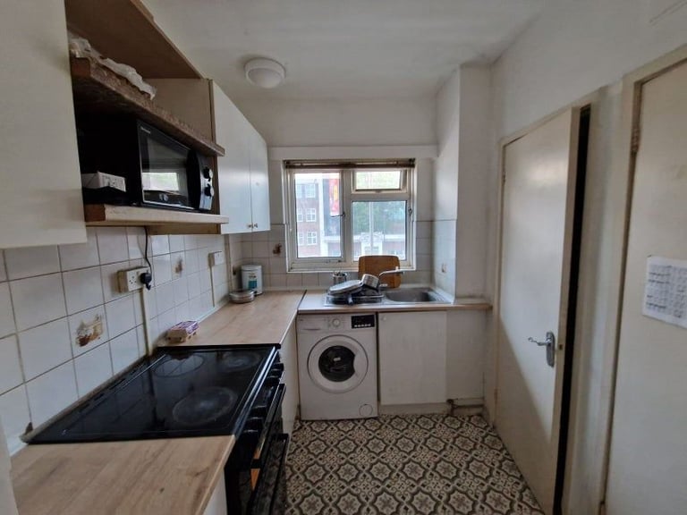 Single Room in Finchley Road💎💎