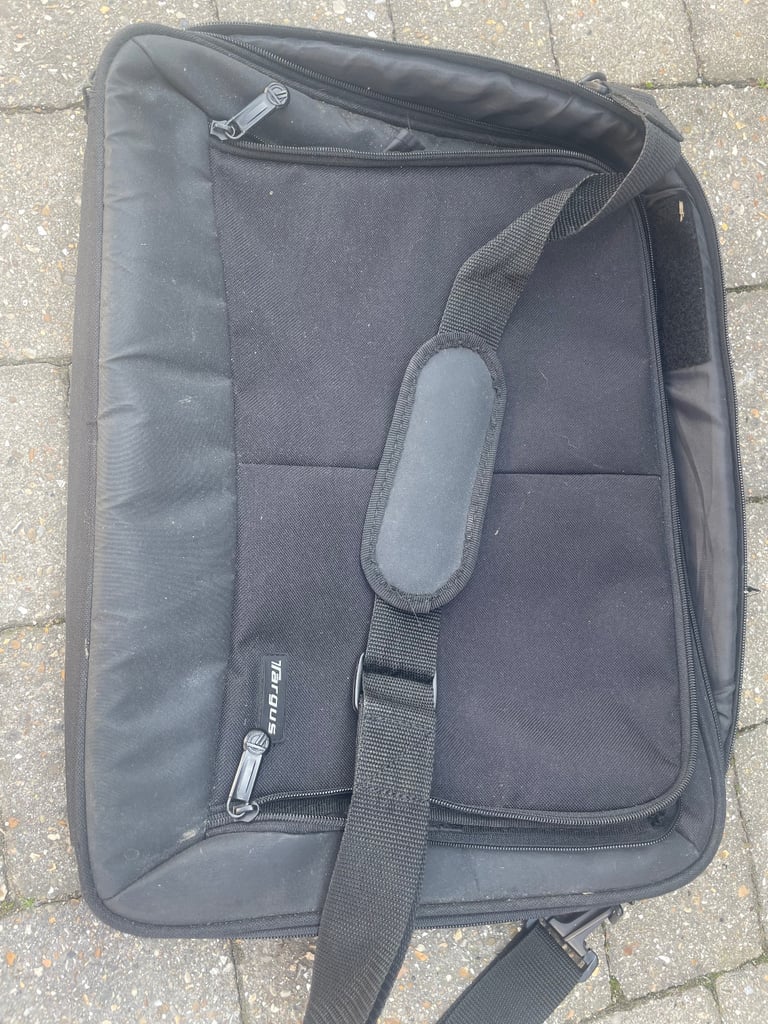 2 Targus Laptop Bags with straps