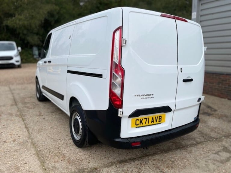 2021 Ford Transit Custom 300 EcoBlue Leader Panel Van Diesel Manual
