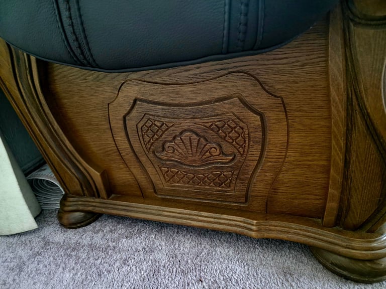 Genuine Leather Sofa (Black Brown)