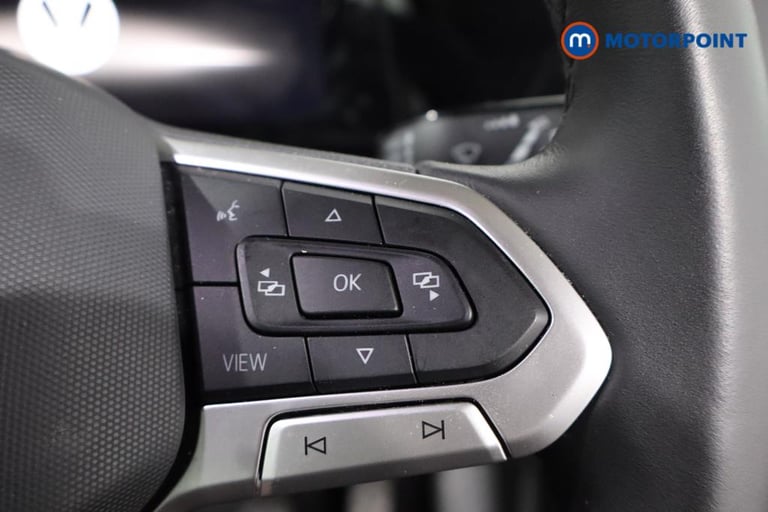 2024 Volkswagen Golf 1.5 TSI 150 Life 5dr Hatchback Petrol Manual