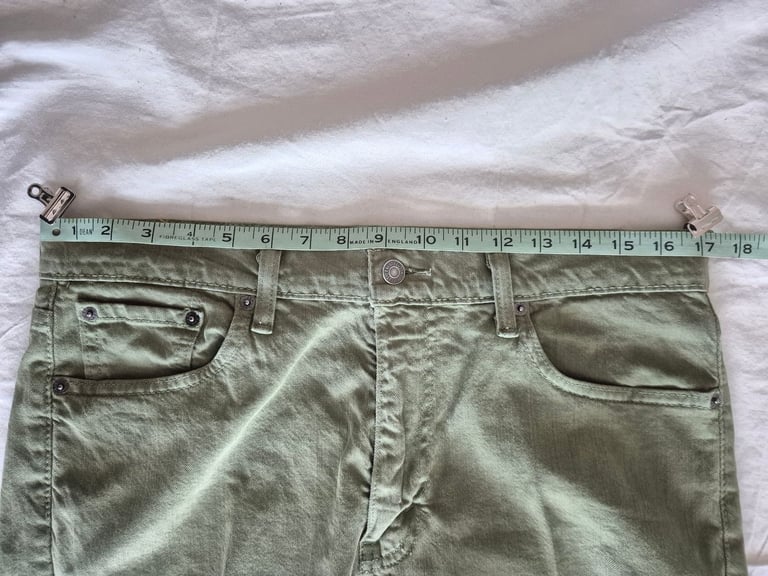 Mens Levis 513 Khaki Jeans Waist34-Leg28 inch.