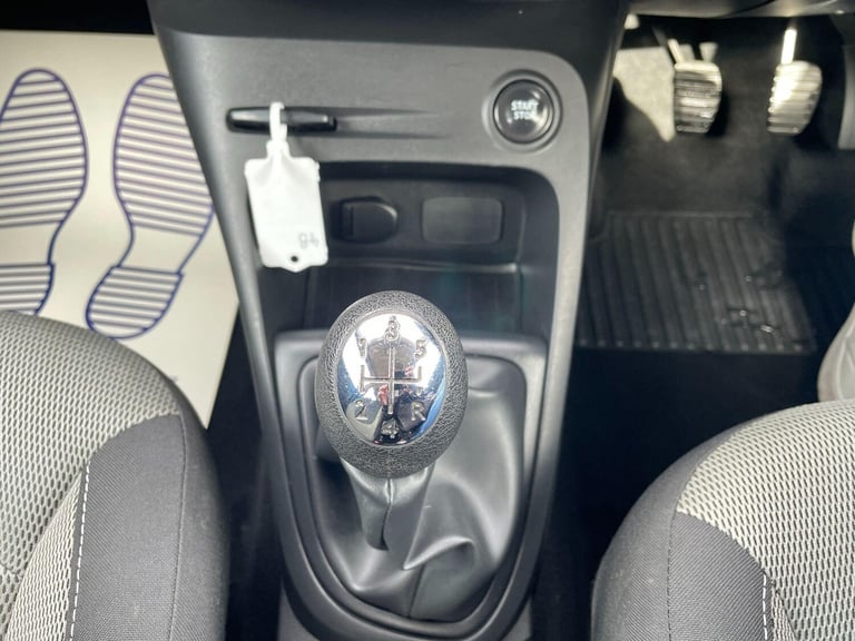 2015 Renault Captur 1.5 dCi 90 Expression+ 5dr HATCHBACK DIESEL Manual