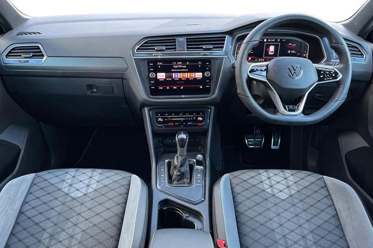 2022 Volkswagen Tiguan 2.0 TDI R-Line 5dr DSG ESTATE DIESEL Semi Automatic