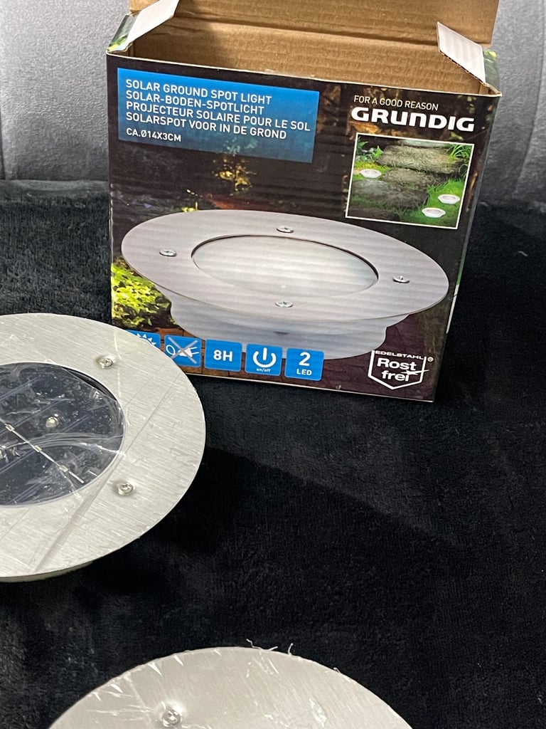 Garden grundig waterproof outdoor solar led