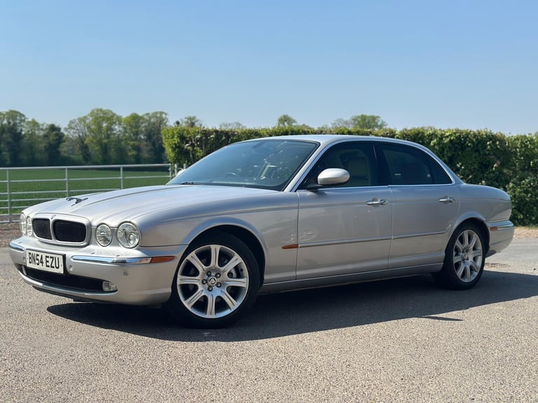  Jaguar XJ 4.2 XJ8 SE 4dr Petrol Automatic