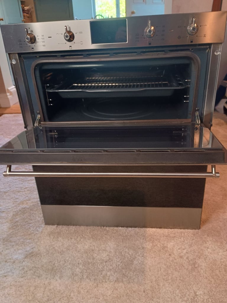 Smeg electric under counter cooker 