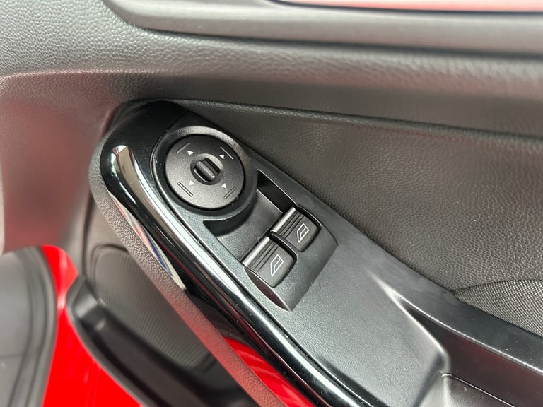 2014 Ford Fiesta 1.0 EcoBoost 140 Zetec S Red 3dr HATCHBACK Petrol Manual