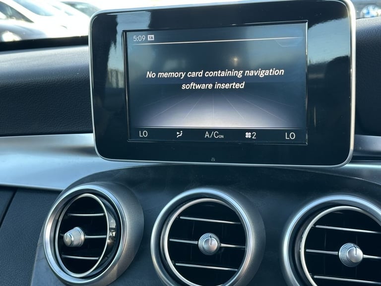 2017 Mercedes-Benz C Class 1.6 C200d AMG Line Saloon 4dr Diesel G-Tronic+ Euro 6 (s/s) (136 ps) S...