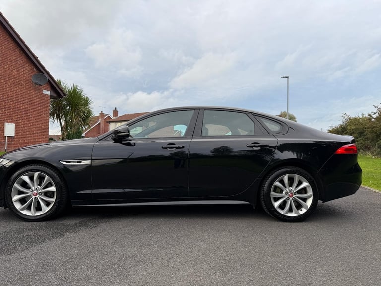2020 Jaguar XF 2.0 DIESEL 180 BHP / R - SPORT EDTION / 8 SPEED AUTO 