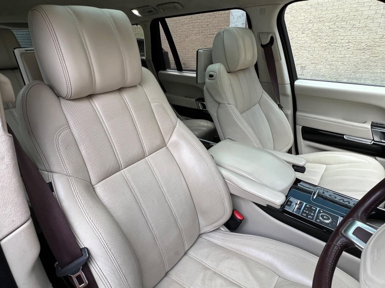 2017 Land Rover Range Rover 4.4 SD V8 Autobiography Auto 4WD Euro 6 (s/s) 5dr LWB ESTATE Diesel A...