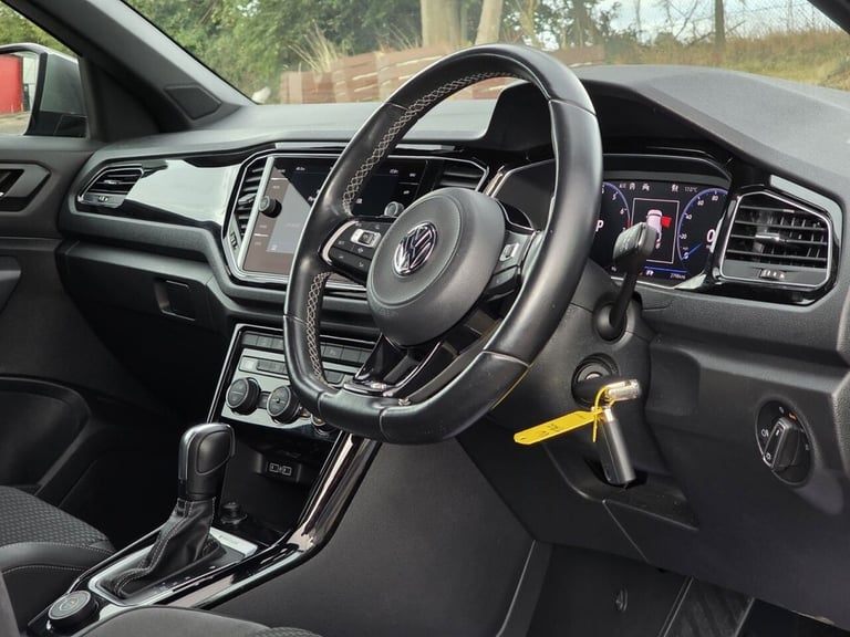 2019 Volkswagen T-Roc 2.0 TSI R SUV 5dr Petrol DSG 4Motion Euro 6 (s/s) (300 ps) HATCHBACK Petrol...