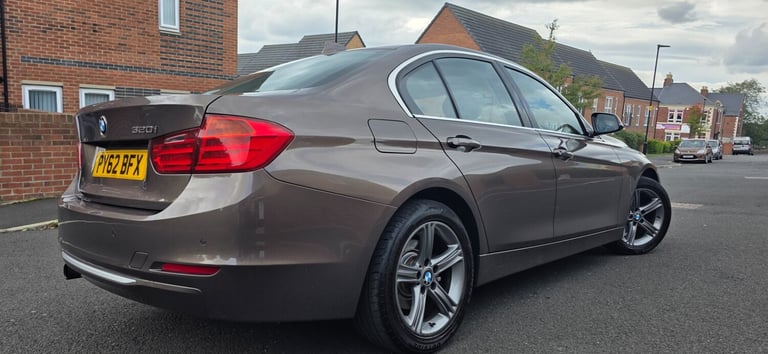 2012 BMW 3 Series 320i Modern 4dr SALOON Petrol Manual