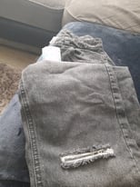 Bnwt age 11 ripped jeans