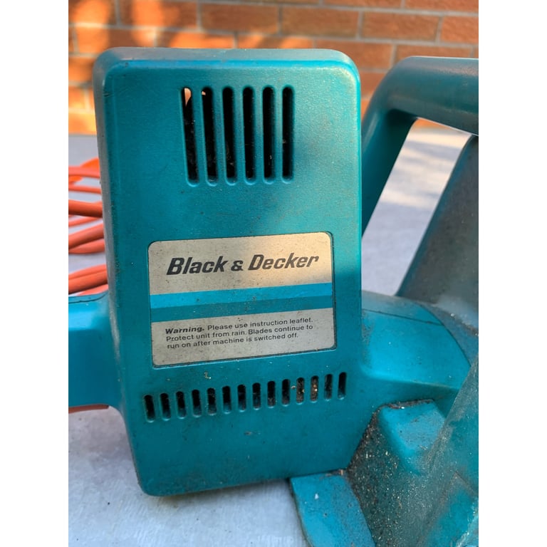 Black and decker hedge trimmer’s 