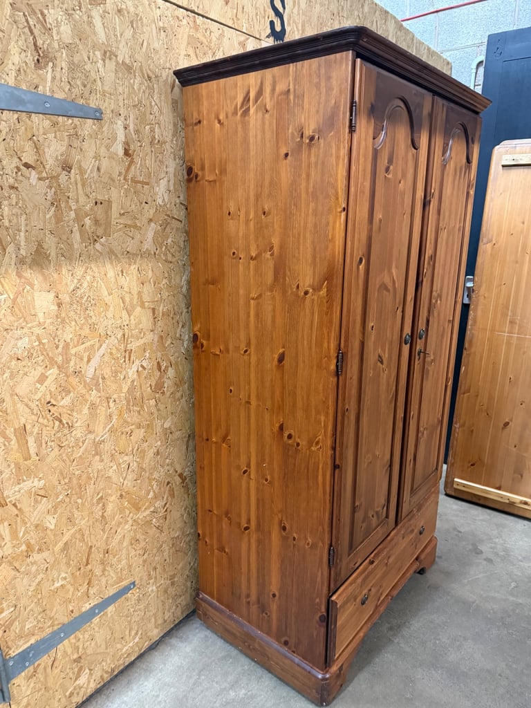 Ducal Pine Double Wardrobe With Drawers