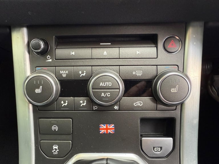 LAND ROVER RANGE ROVER EVOQUE 2.2 eD4 Pure 2012