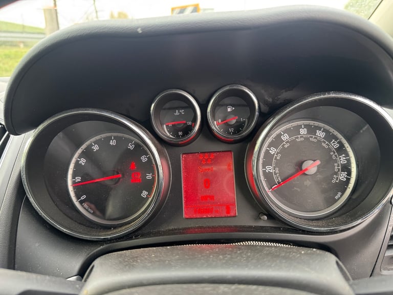 2012 Vauxhall Zafira 1.8i Exclusiv 5dr MPV Petrol Manual