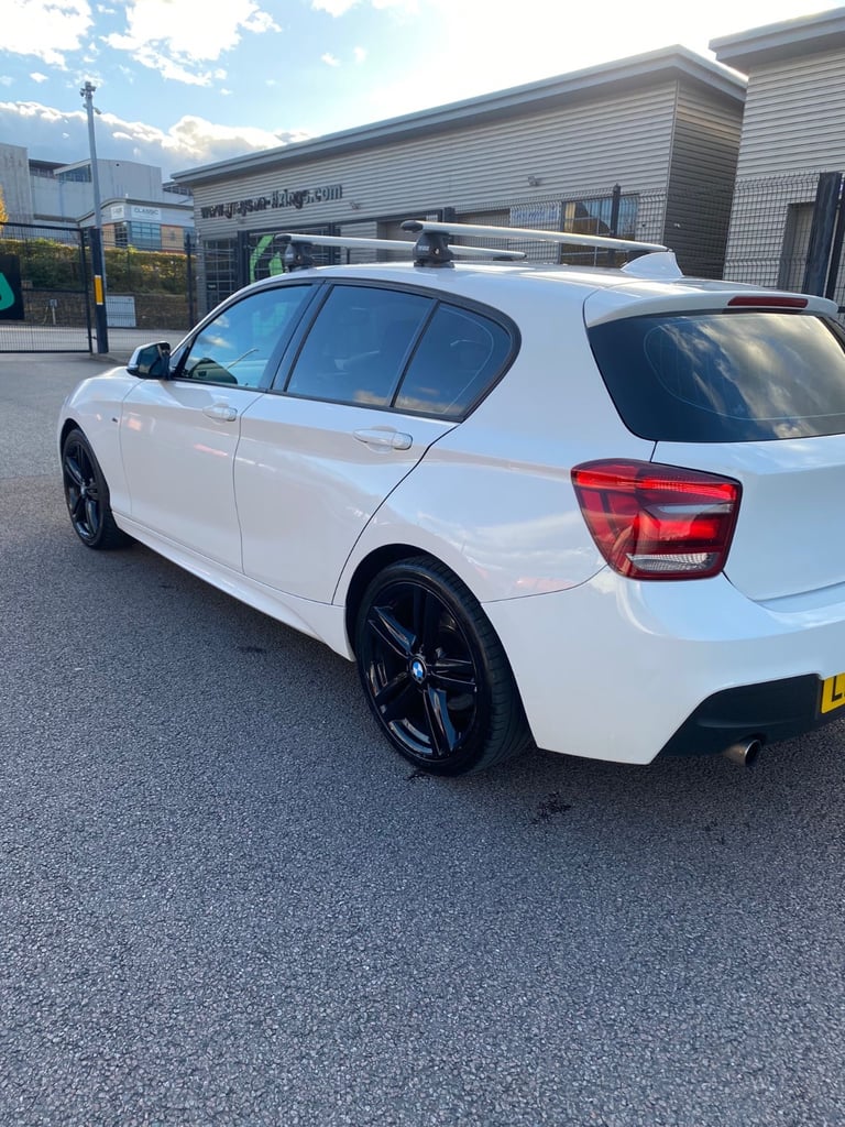BMW, 1 SERIES, Hatchback, 2013, Manual, 1995 (cc), 5 doors