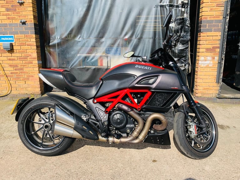 2015 ducati diavel for hot sale sale