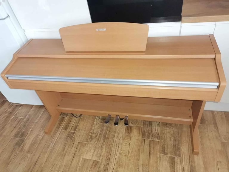 CAN DELIVER - YAMAHA ARIUS YDP-131 DIGITAL PIANO IN VERY GOOD CONDITION 