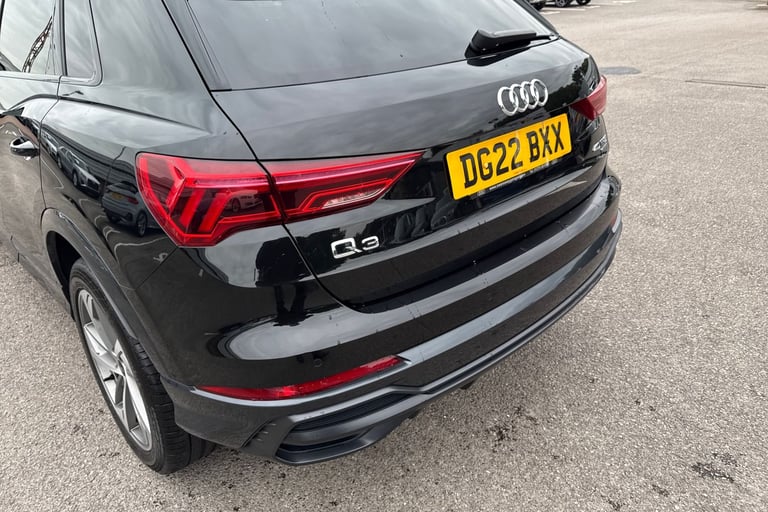 2022 Audi Q3 Black Edition 40 TFSI quattro 190 PS S tronic SUV PETROL Automatic